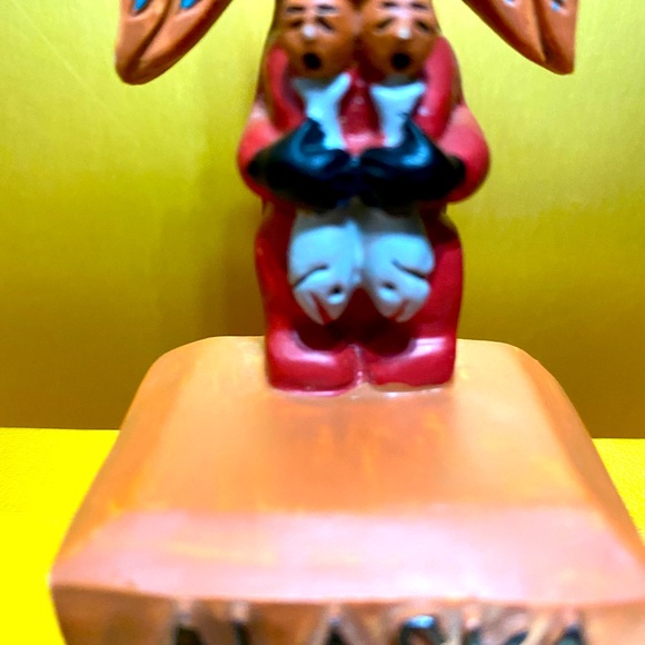 NATIVE AMERICAN VINTAGE TOTEM POLE ALASKA SOUVENIR RESIN 5” - Picture 12 of 13